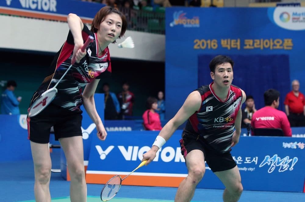 VICTOR韓国代表徐承宰選手着用モデル バドミントンシャツ トナミ実業団NTT