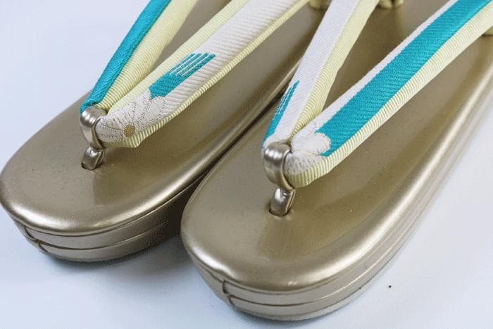 kon(๑╹ω╹๑ )kon　振袖用ゾーリバッグ　帯地　かかと高振袖　新品