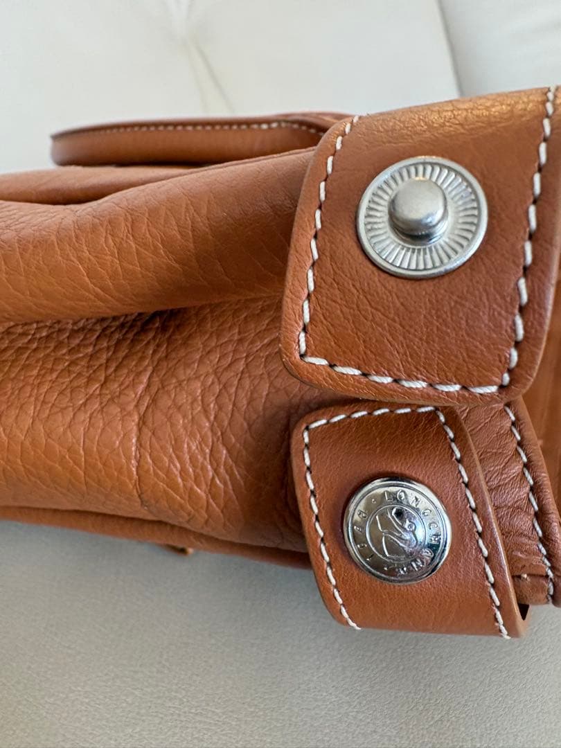 ロンシャン 茶　レザーショルダーバッグ