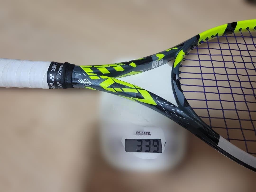 moko。バボラ ピュアアエロ98 グリップ3 ベストマッチ2本セット