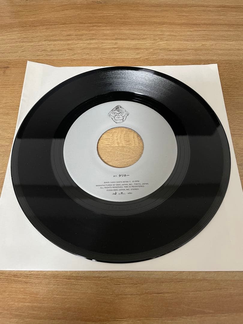 タリホー　ザ・クロマニヨンズ　レコード　ステッカー付