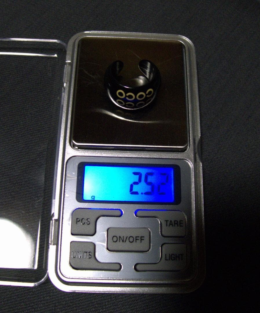 B*I様 CHANEL Cocoロゴ入り　ブラックオープンリング