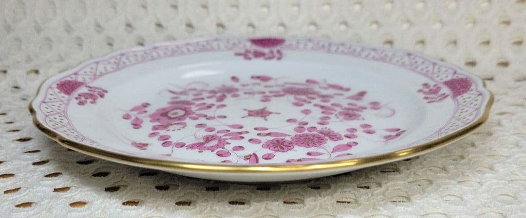 マイセン　インドの華　リッチピンクプレート　１枚　18センチ　スクラッチ無しです