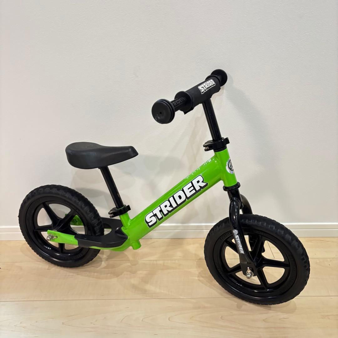 キレイ✨ストライダー 12 スポーツ グリーン 本体