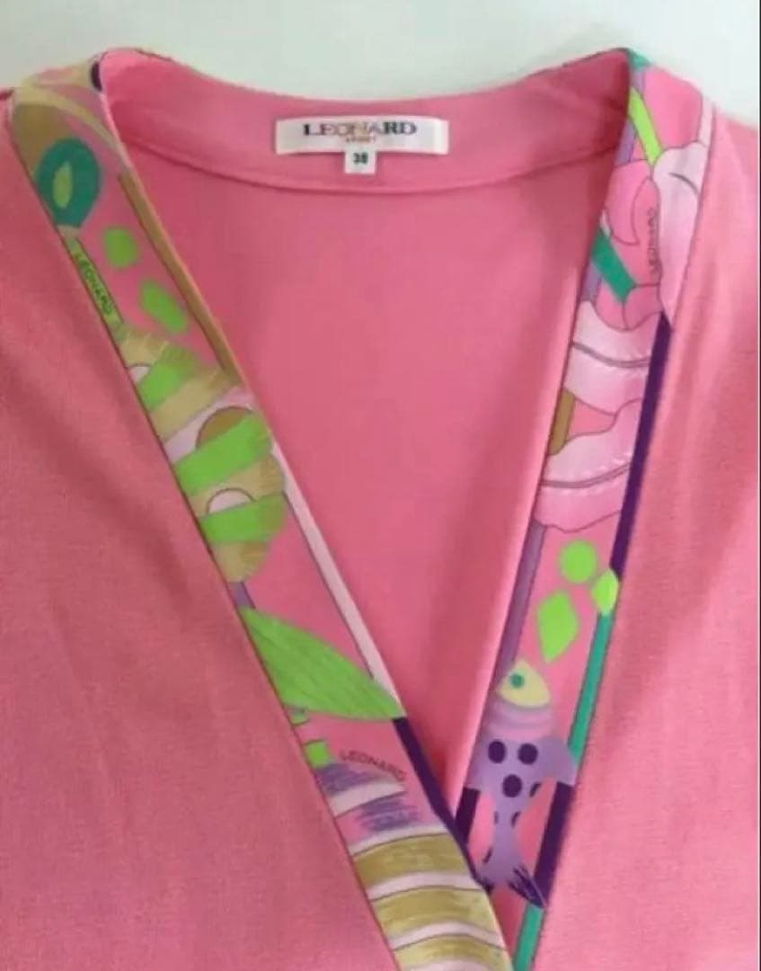 最終のお値下げ❣️ レオナール　38 長袖カーディガン