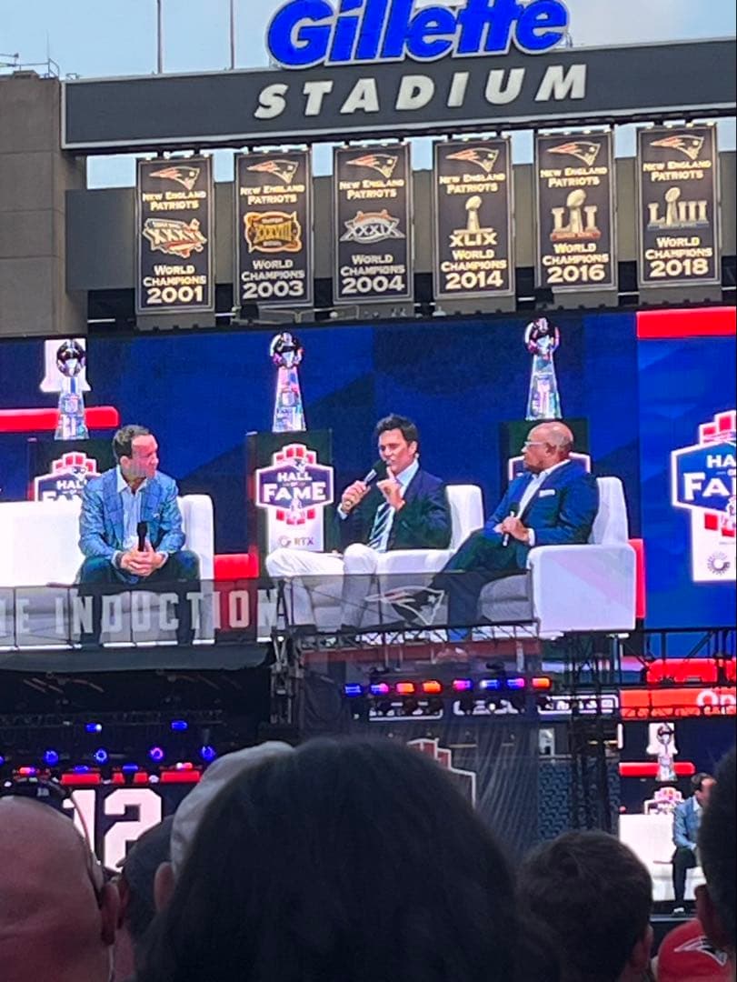 トム・ブレイディ 【TomBrady殿堂入り記念品パック】