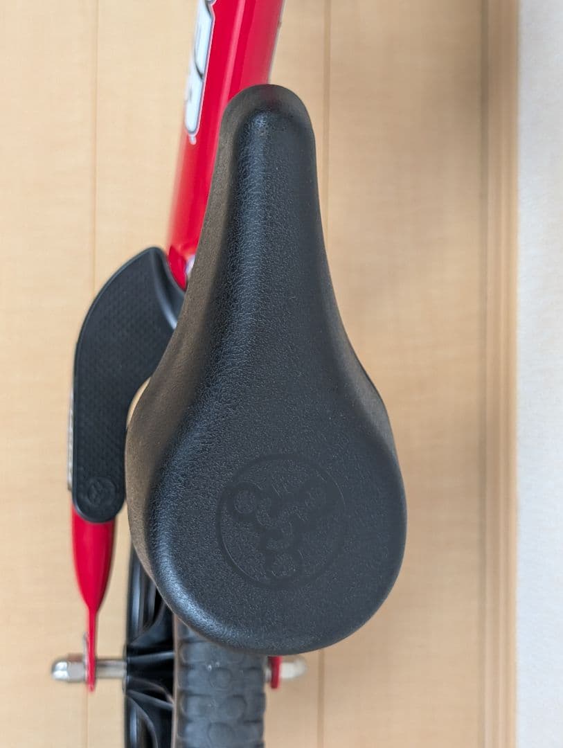 【美品】STRIDER 12 ストライダー バランスバイク 12インチ レッド