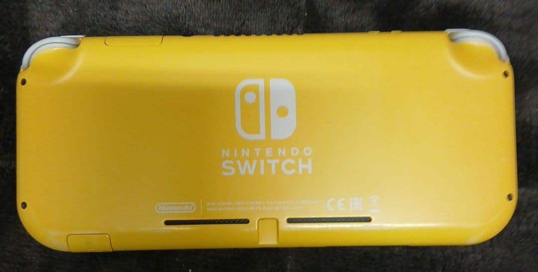 ジャンク品部品取り用　Nintendo Switch Lite　イエロー　箱あり