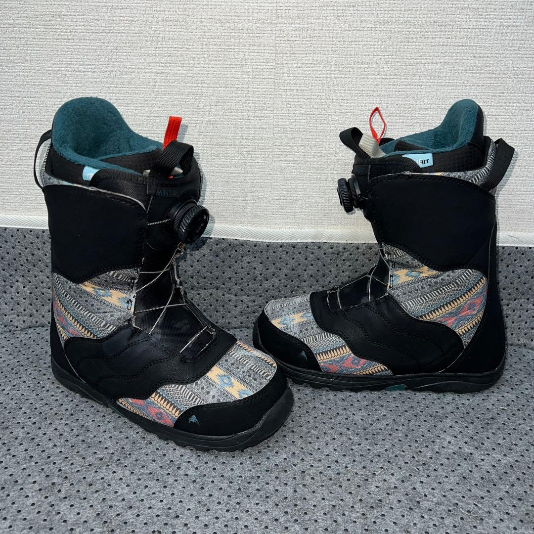10回使用 人気サイズ24cm BURTON MINT BOA スノボブーツ