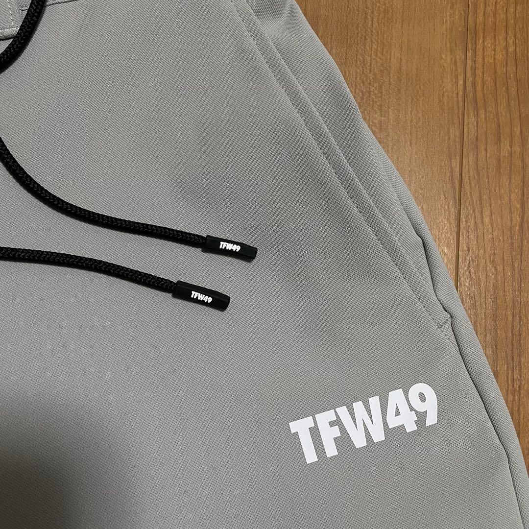 定価7.2万　新品未使用　TFW49 セットアップ　グレー　L