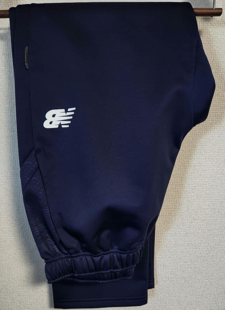 送料込★完売新品未使用★NB★FC東京ウインドブレーカージャケット、パンツセット