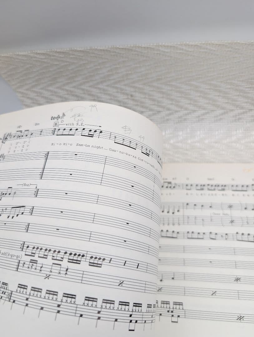 ぎ*く様 小室哲哉 Digitalian is eating breakfast