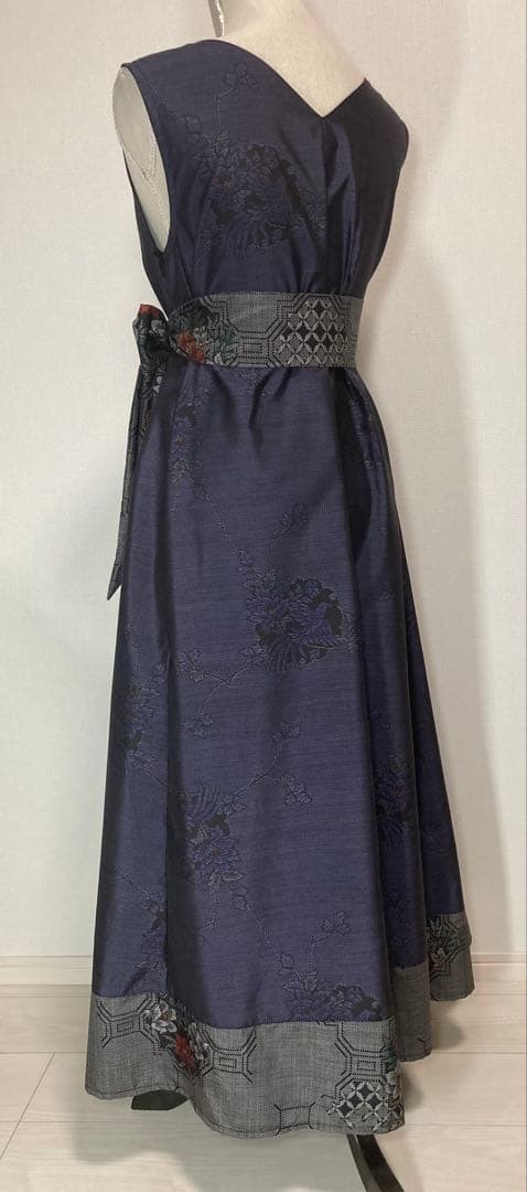 着物リメイク　大島紬裾切り替えロングフレアワンピース（後ろVネック）着丈125㎝