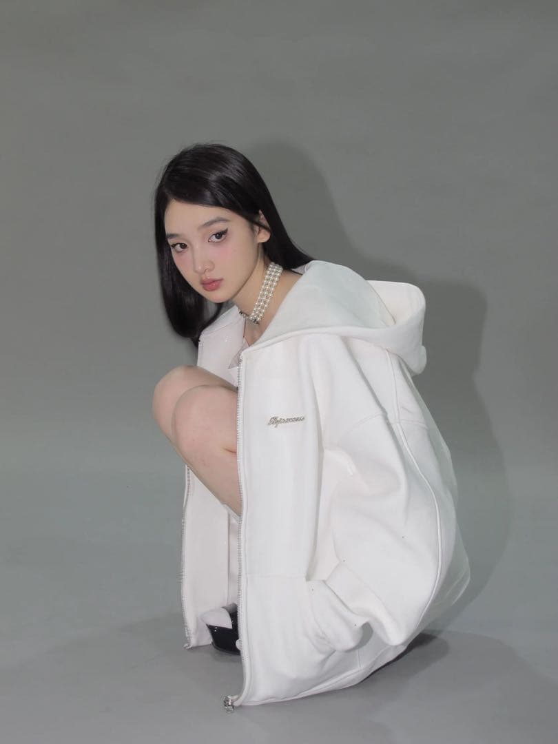 andwang kirakira zip upパーカー