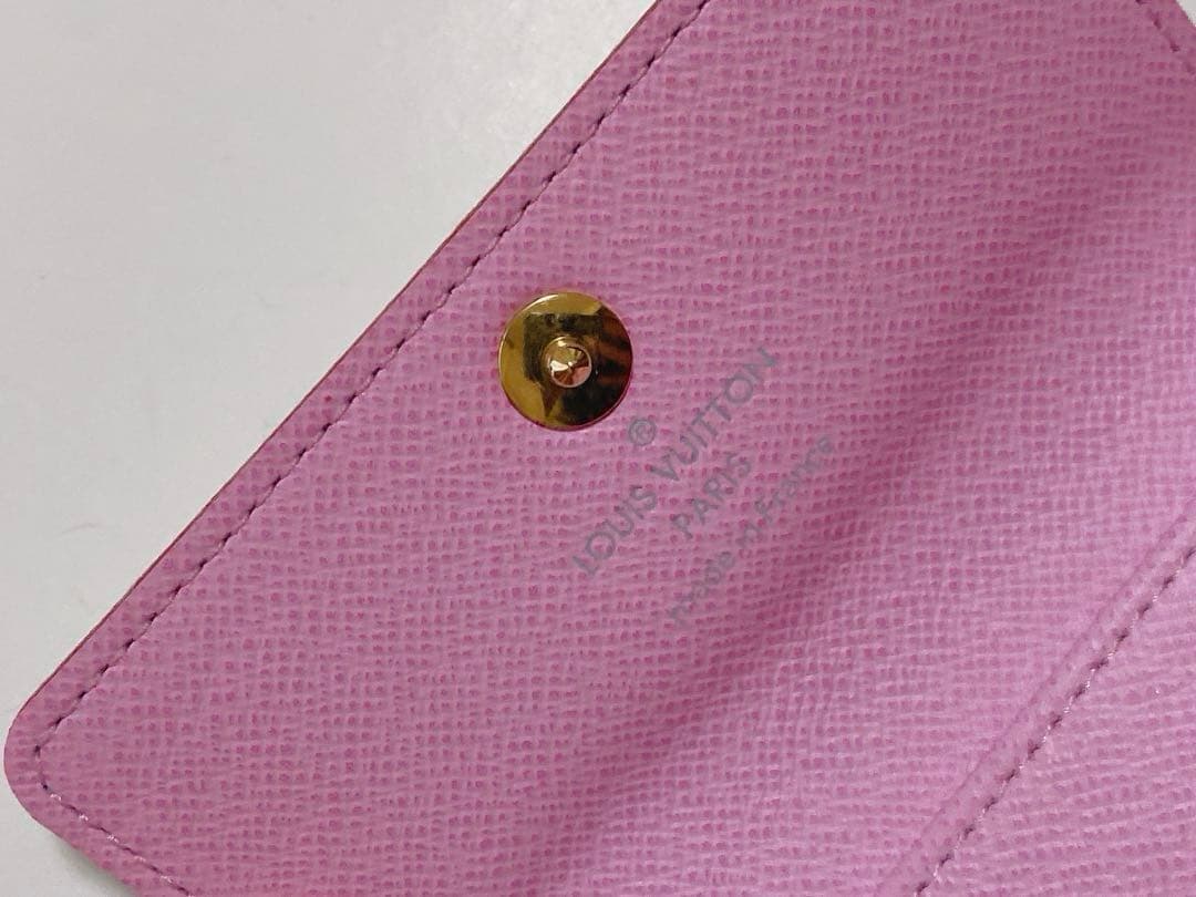 ルイヴィトンLOUIS VUITTONマルチカラー4連キーケース