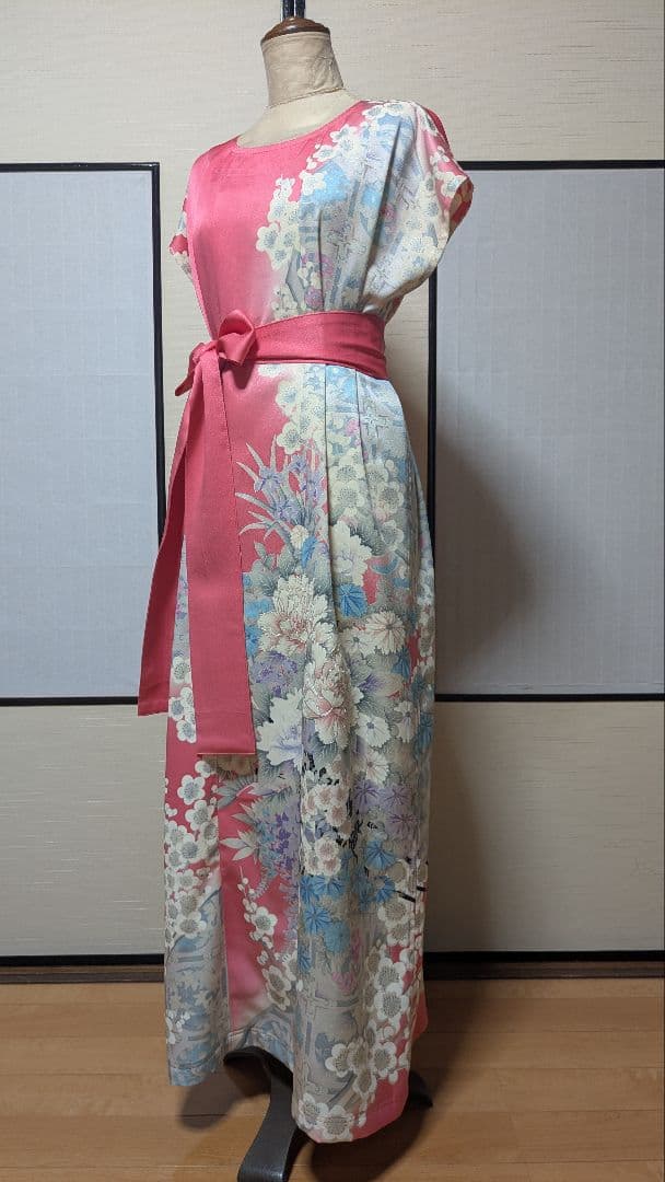 着物リメイク　振袖ピンク　バックループ　ロングワンピース　チュニック