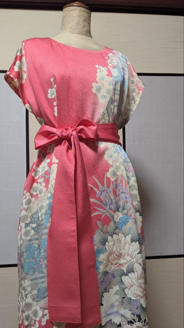 着物リメイク　振袖ピンク　バックループ　ロングワンピース　チュニック