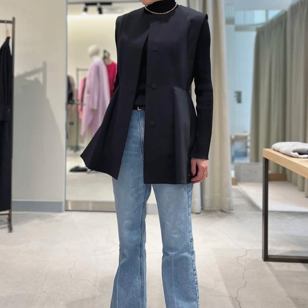 【タイムセール】2月11日限定！LE PHIL ぺプラムジレ