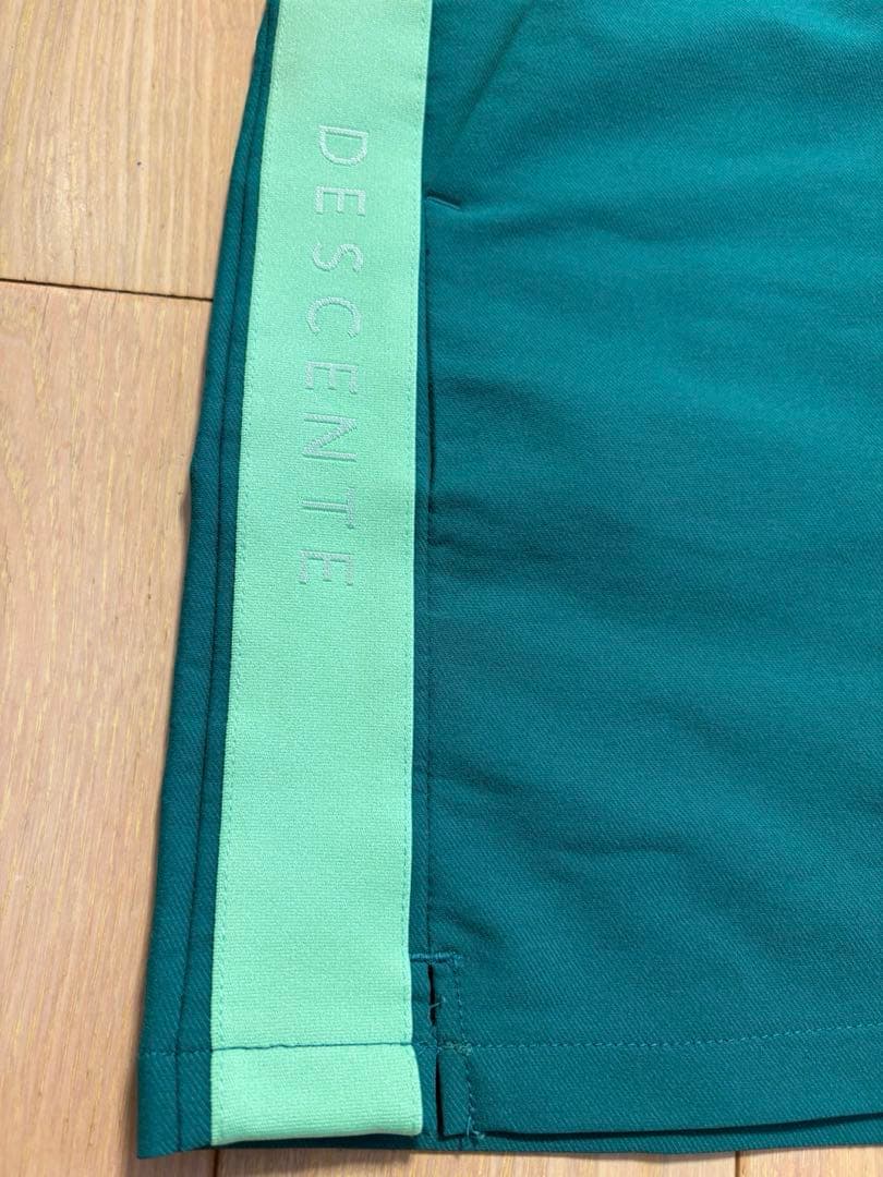 美品　デサントゴルフ　ポロシャツ　スカート　上下セット　グリーン　緑　S M