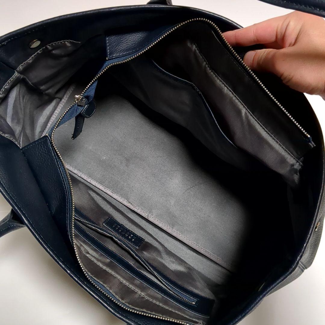 ✨バーニーズニューヨーク✨トートバッグ ネイビー レザー シボ革 A4