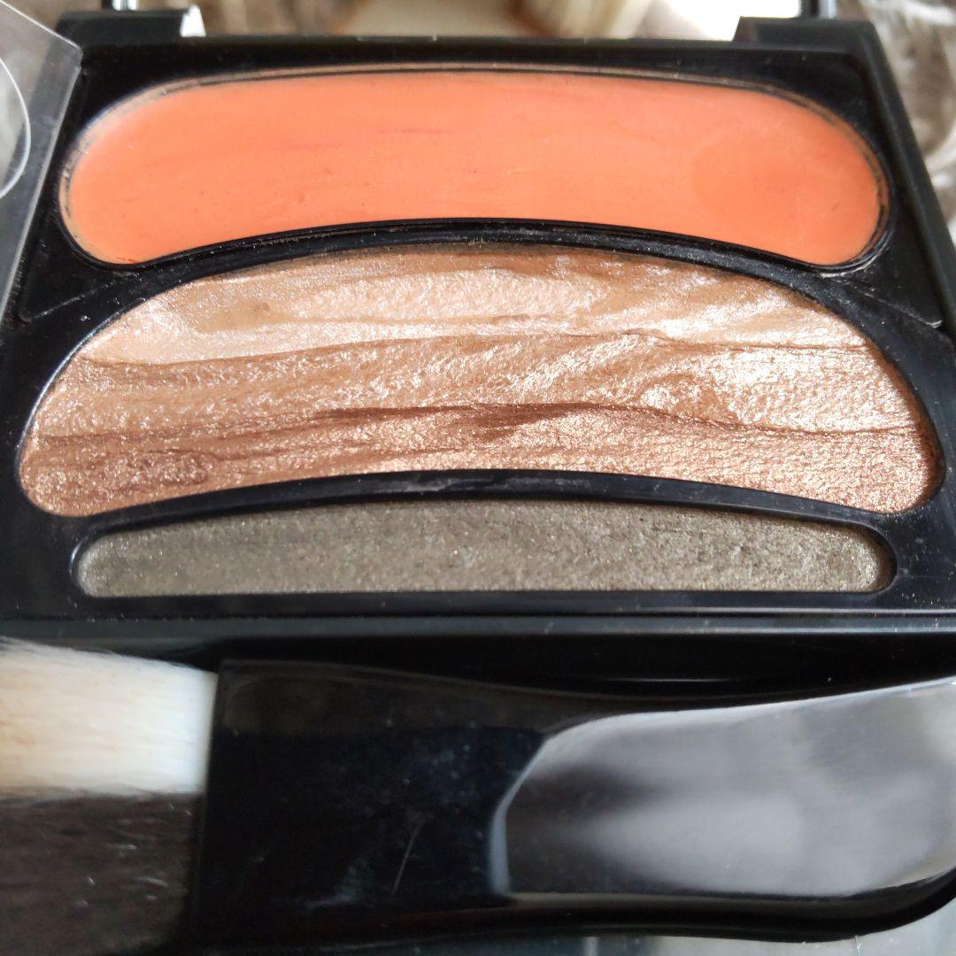 オーブ　ブラシひと塗りシャドウN 16 アイシャドウ オレンジ系　花王