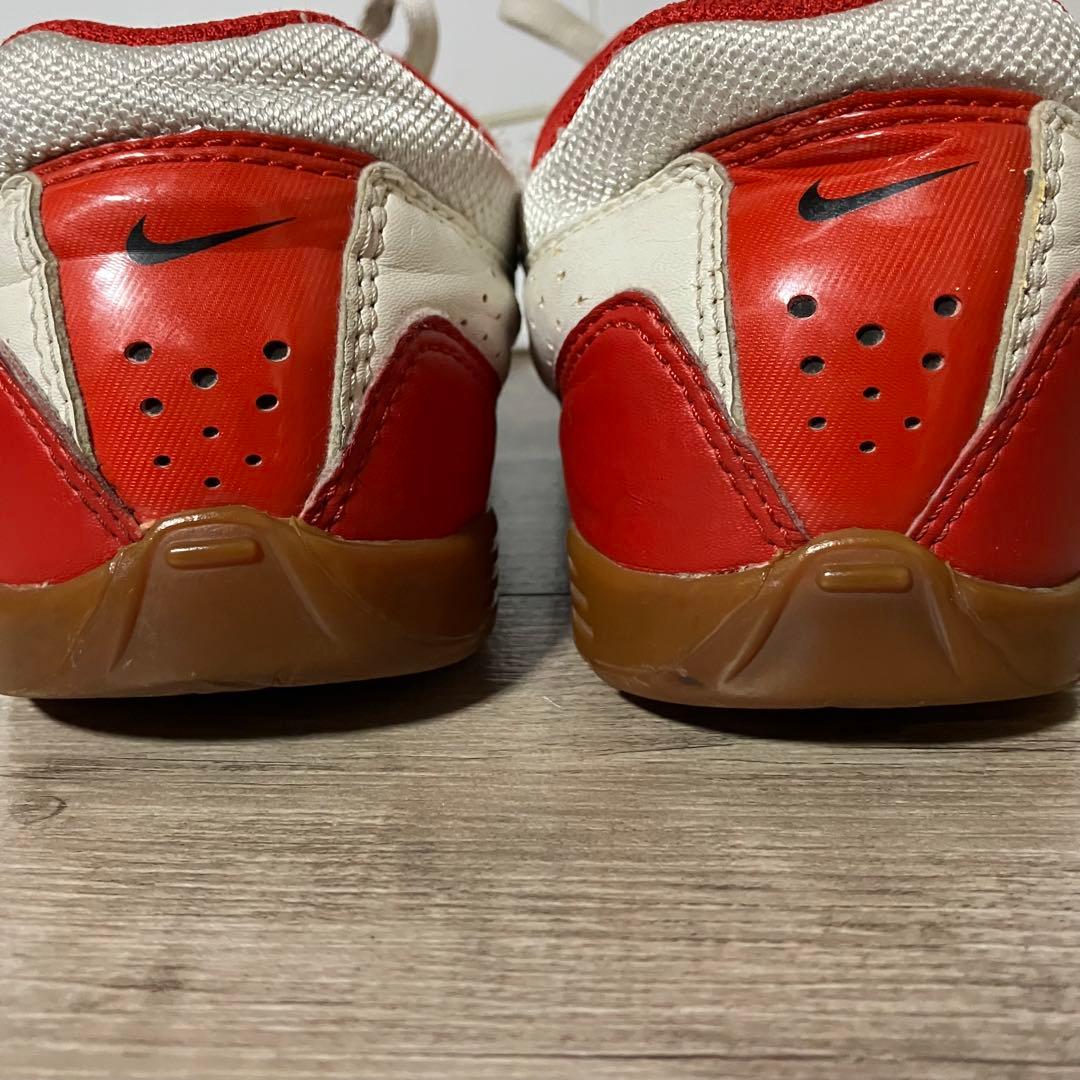 3F 【希少】NIKE ナイキ ベッキ フットサルシューズ（インドア用）廃盤品