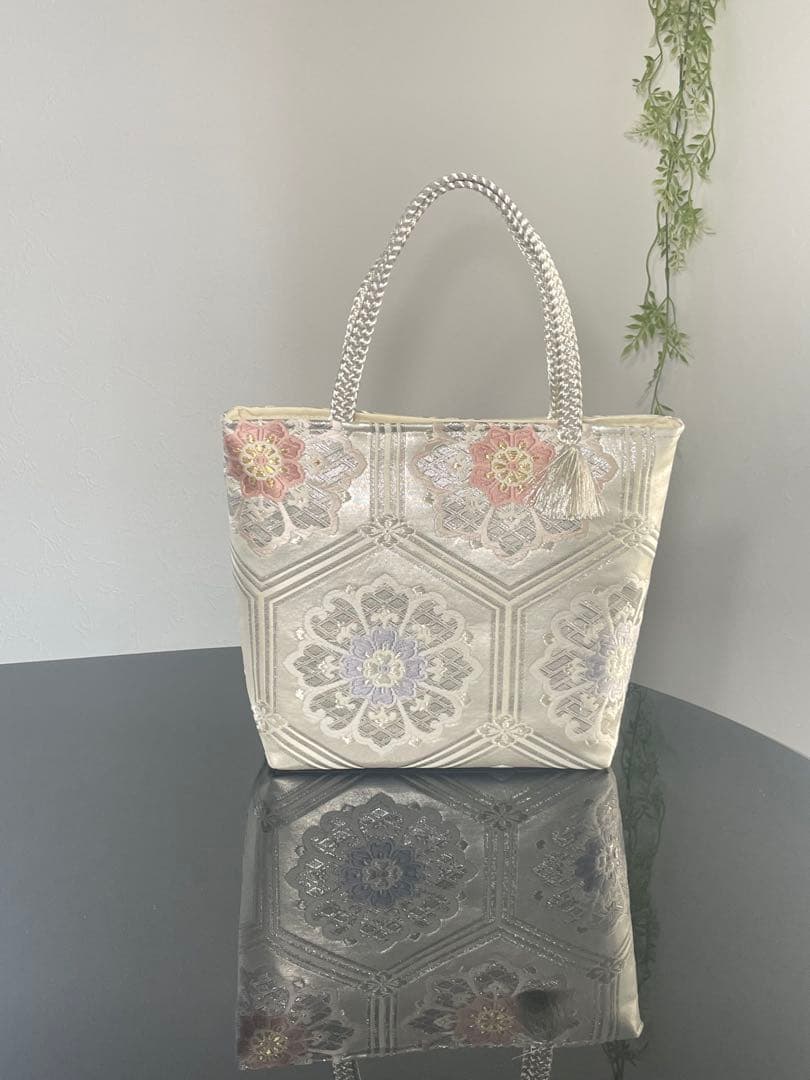 帯リメイクバッグ　二重箔織佐賀錦　花亀甲文様②トートバッグ Mサイズ 和装バッグ