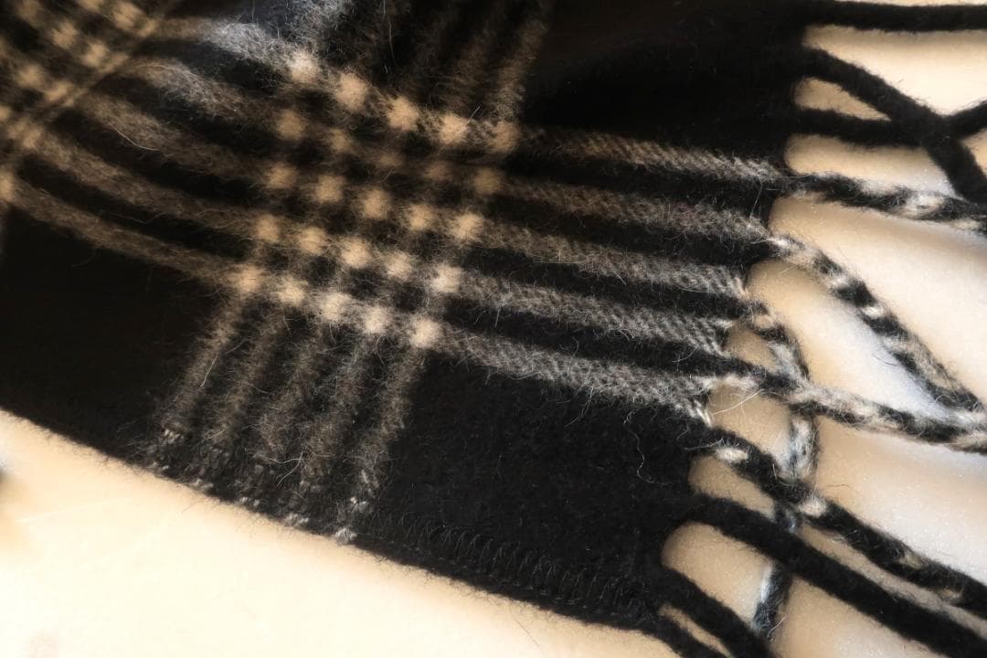 GUCCI チェック柄フリンジポンチョ ケープ　カシミア混合　Mサイズ