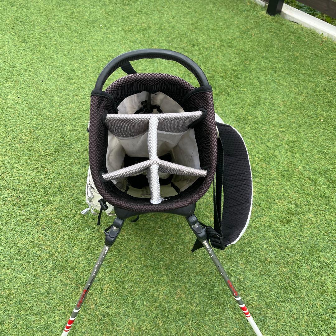 TaylorMade R11 ゴルフ　キャディバッグ　スタンド式
