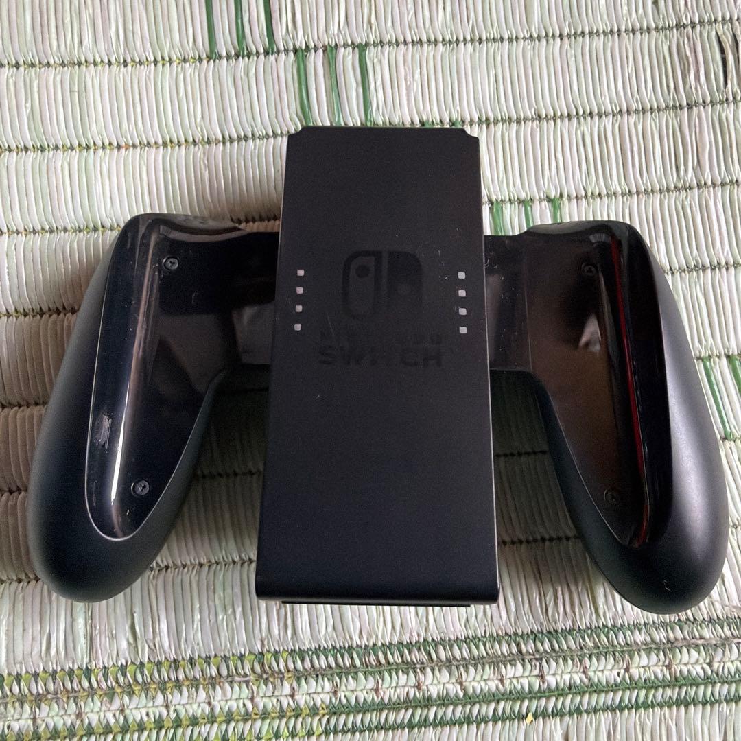 任天堂Switchバッテリー強化品　保護フィルム付き　数回しか使用してません