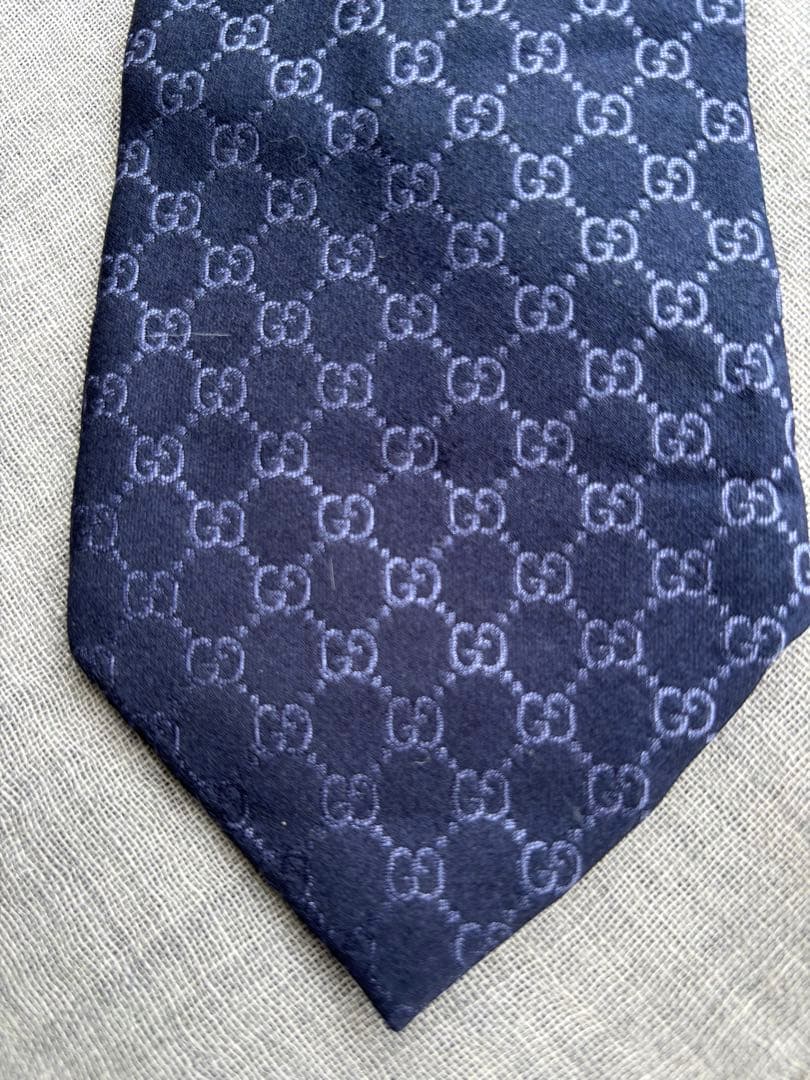 GUCCI ネクタイ　GGパターン　ネイビー美品