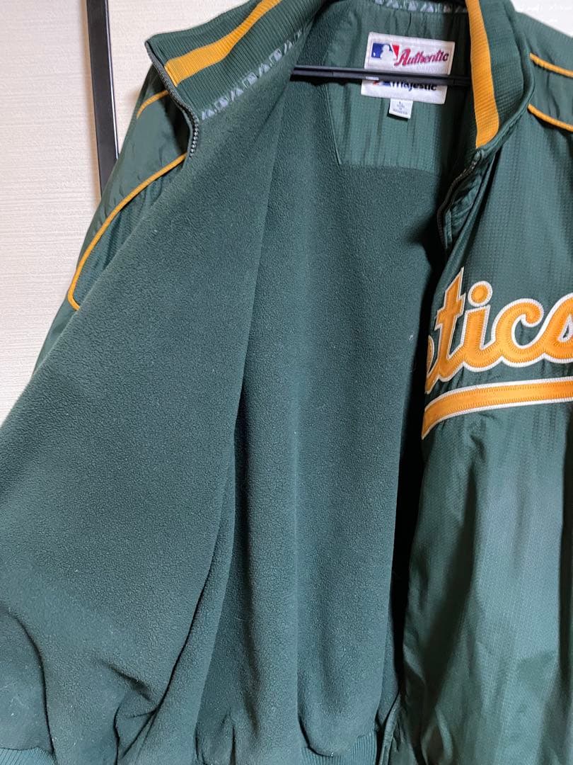 MAJESTIC athletics スタジャン