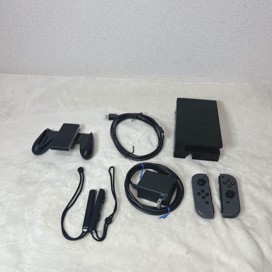 ✨美品✨Nintendo Switch 2018年製　任天堂　ゲーム機