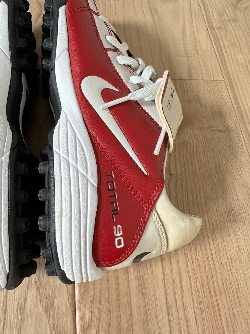 シューズ NIKE Total 90 II TF