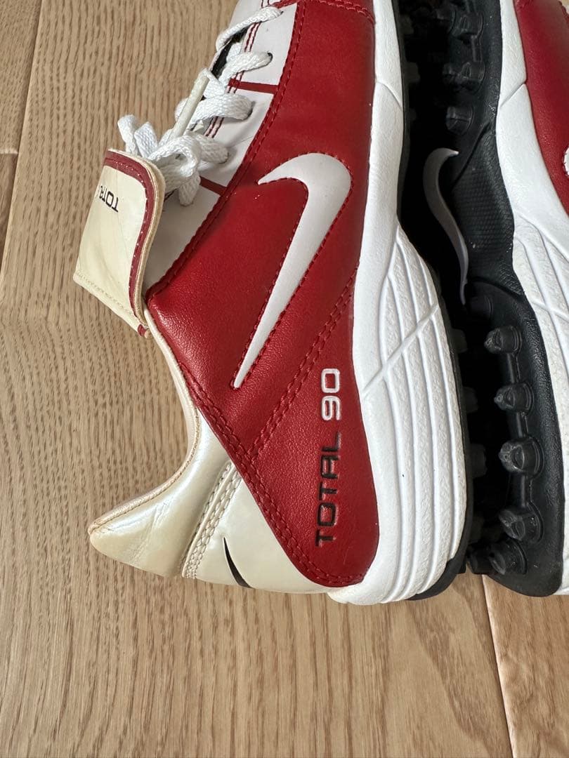 シューズ NIKE Total 90 II TF
