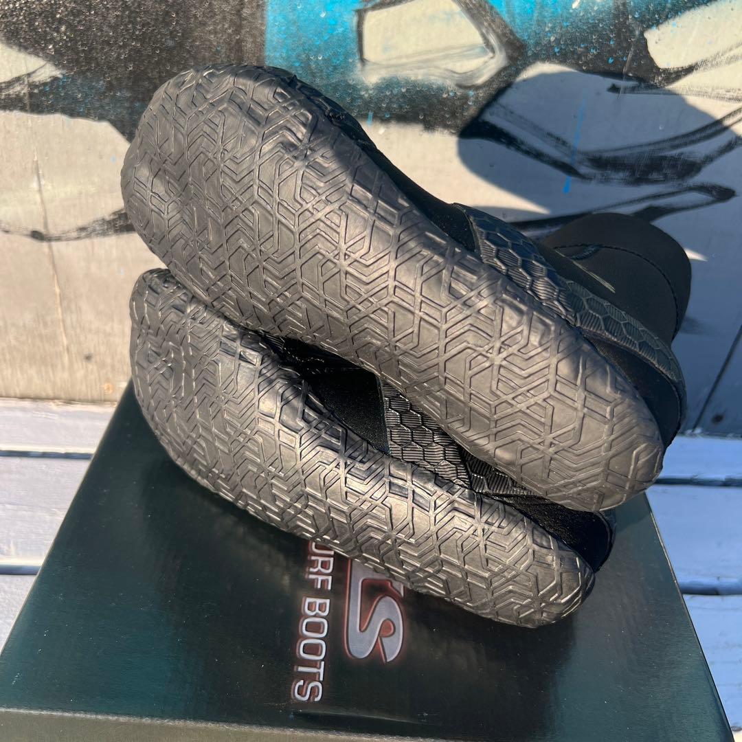 ツールス　サーフブーツ　エックスフィット　5ミリ　極暖防寒対策　サーフィン