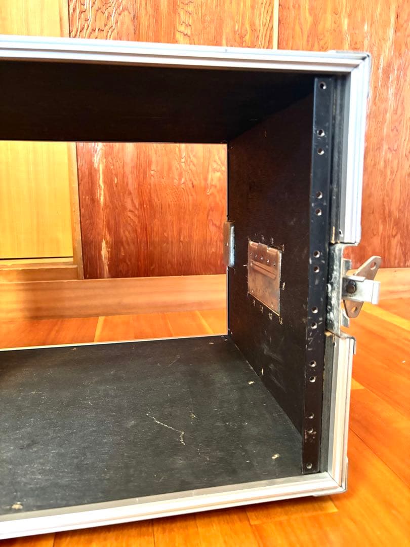 SIMMONS FASTENER USA ラックケース 7U