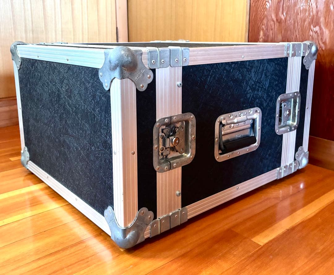 SIMMONS FASTENER USA ラックケース 7U