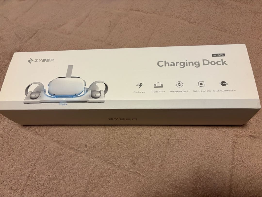 u*e様  Quest 2 256GBとZYBER Charging D