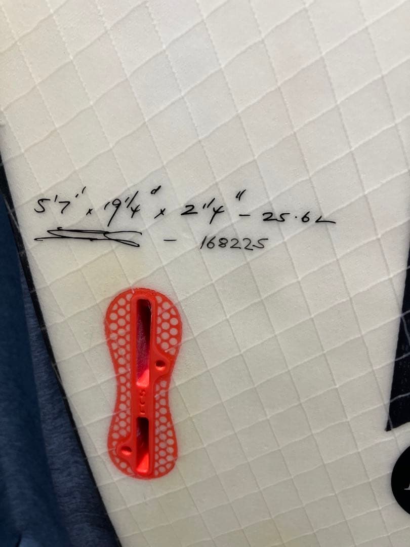 JS サーフボード　BLACK BOX 2 hyfi