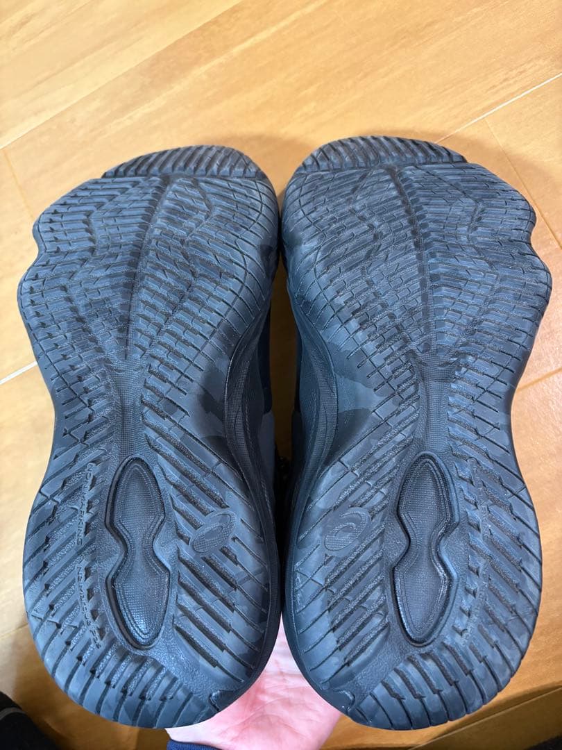 アシックス ノヴァサージ asics NOVA SURGE LOW