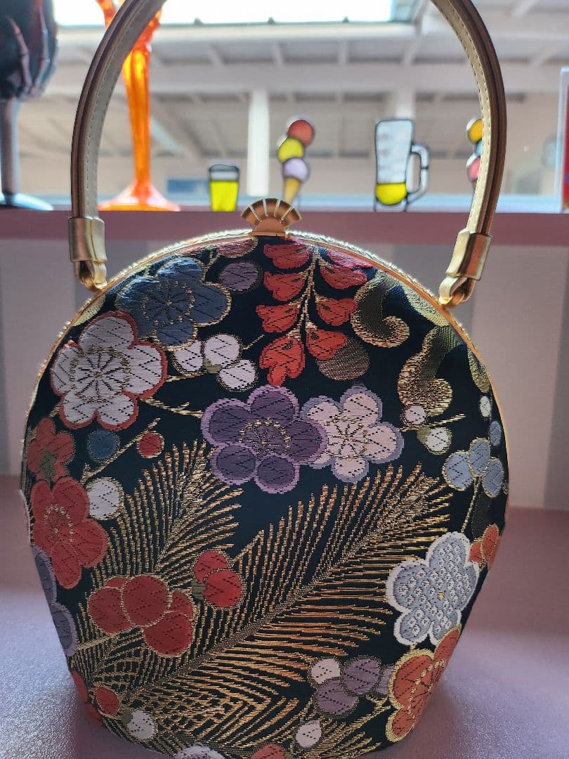 ともみ　逸品！高級西陣織　　和装バッグ