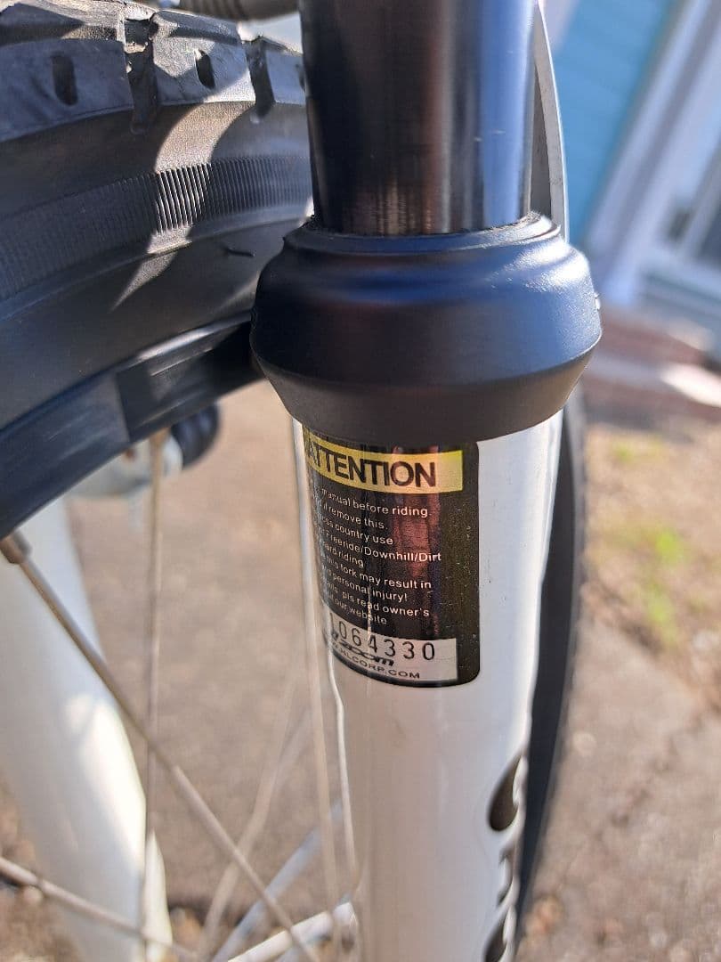 【引き取り限定　なつ】GIOS ジオス22 キッズバイク 子ども　自転車