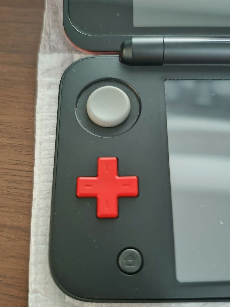 【希少カラー・箱付き】 NEWニンテンドー2DS LL マリオカート7パック