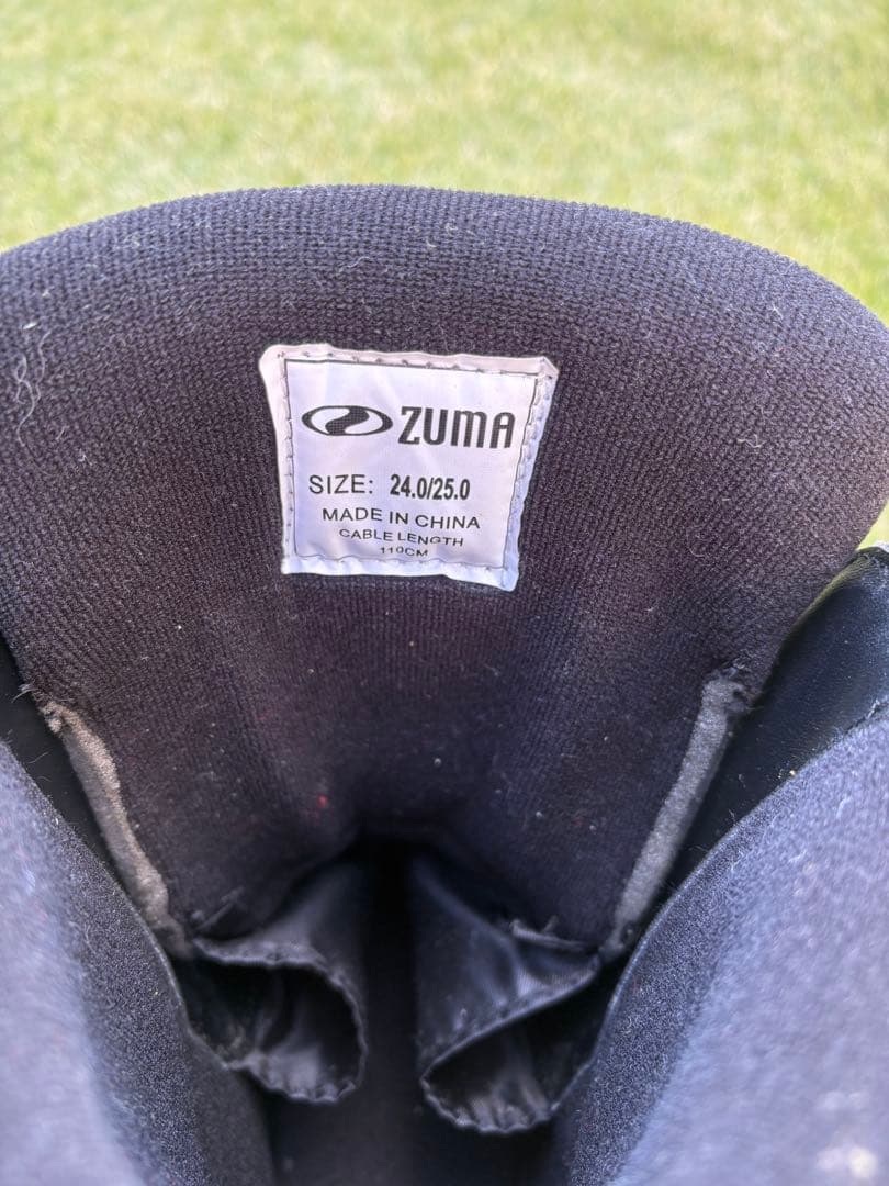 【未使用】zuma スノーボードブーツ　24-25cm