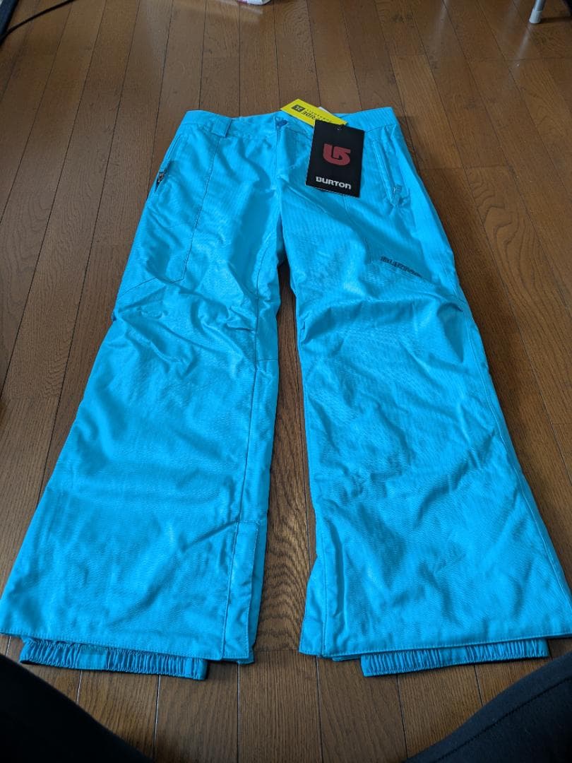 BURTON未使用　スノーボードウエア　ボーイズ