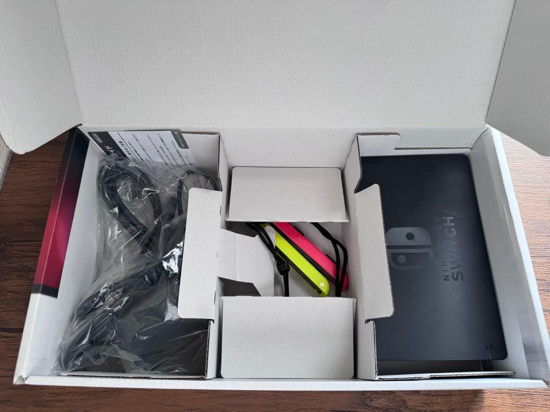 Nintendo Switch 本体・ジョイコン※通電確認済ジャンク