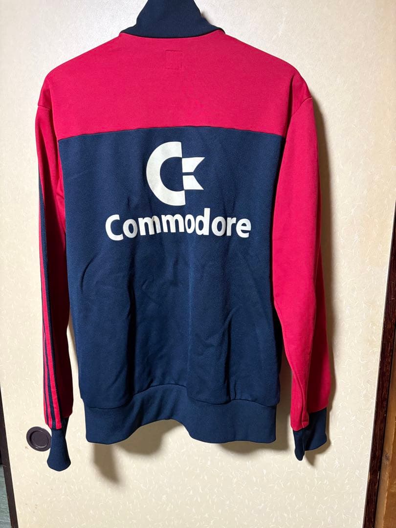 adidasFCバイエルン・ミュンヘンのトラック 喫煙者所有