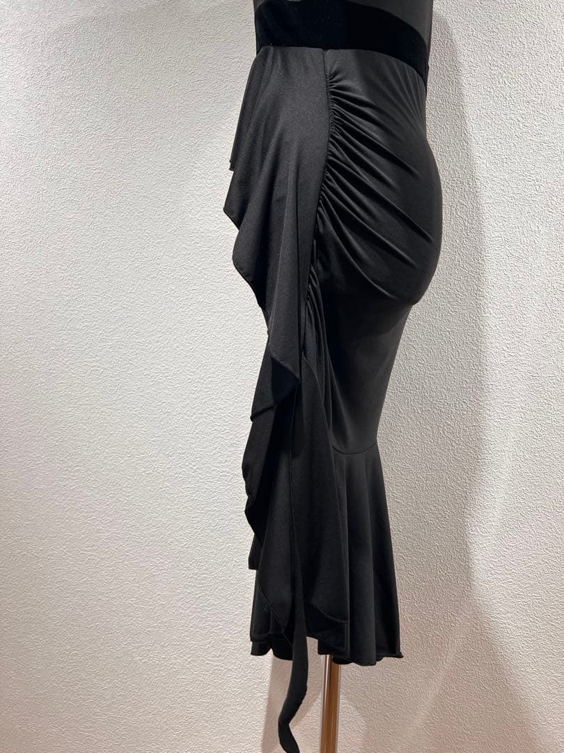 社交ダンス用黒ドレス　長袖・アシンメトリー　ラテンワンピース　L