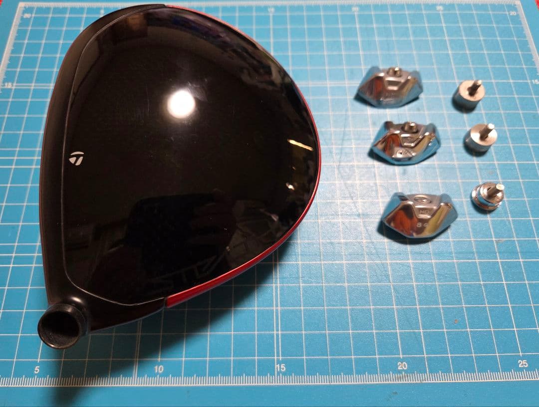 テーラーメイド STEALTH 2 ドライバーヘッド(交換ウェイト、カバー)